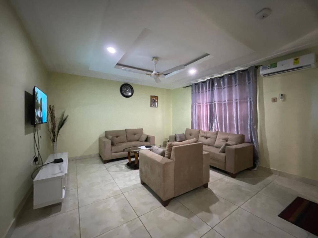 One-Bedroom Suite room - Image 3