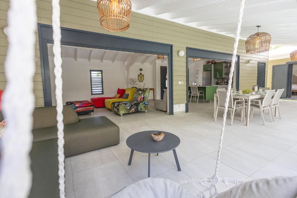 Superior Villa room - Image 3