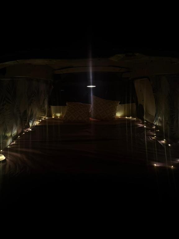 Caravan room - Image 1