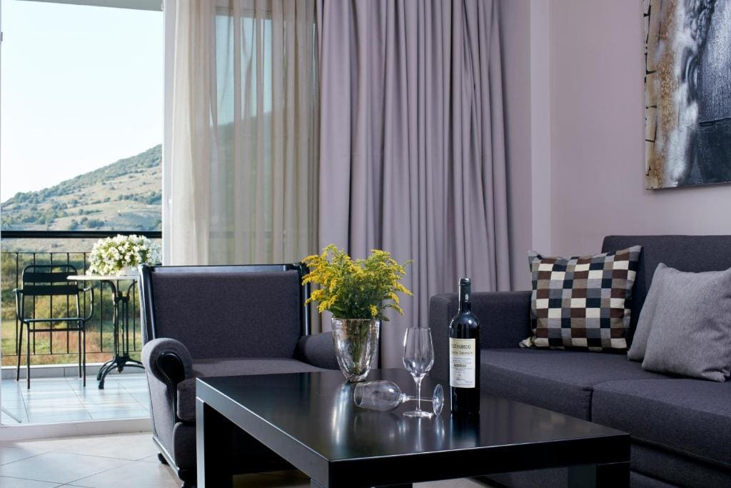 Suite room - Image 2