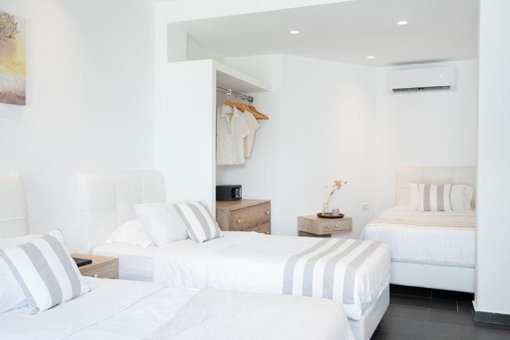 Quadruple Room with Garden View room - Image 2