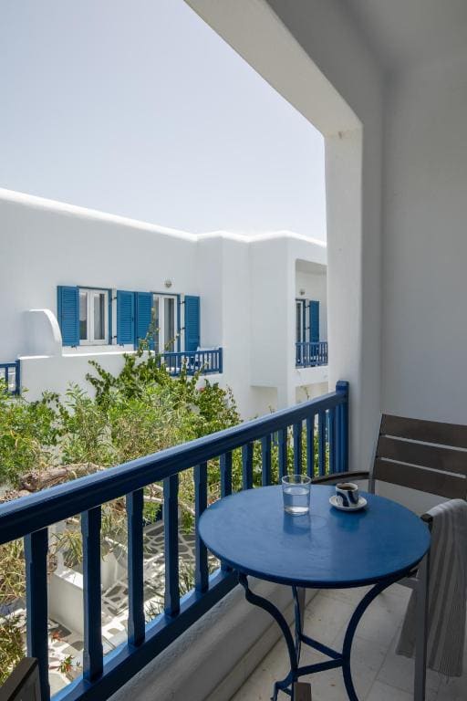 Triple Room with Garden View room - Image 1