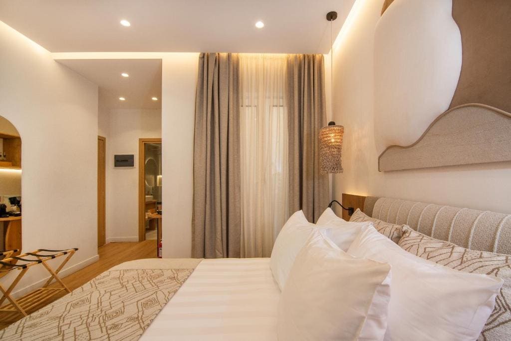 Standard Suite room - Image 2
