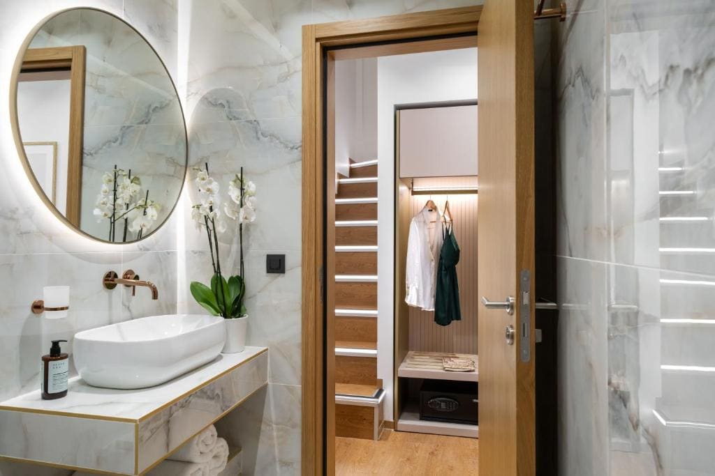 Deluxe Suite room - Image 1