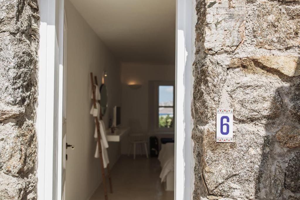 Rock Sea View Room room - Image 1