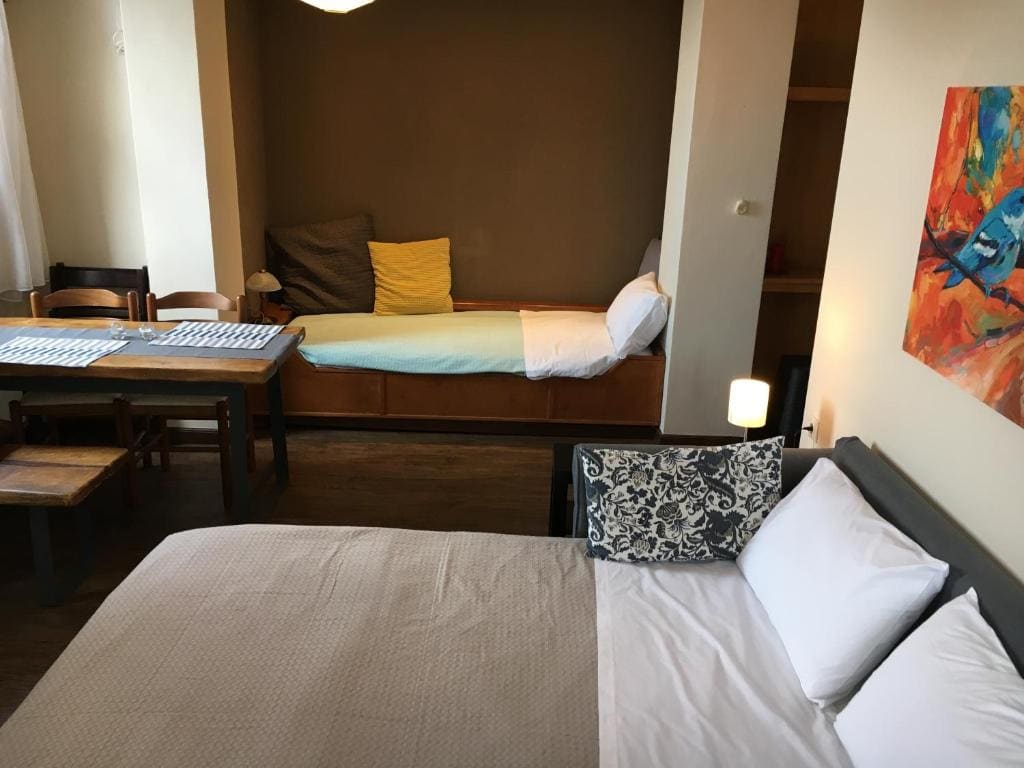 Deluxe Suite Gardenia room - Image 1