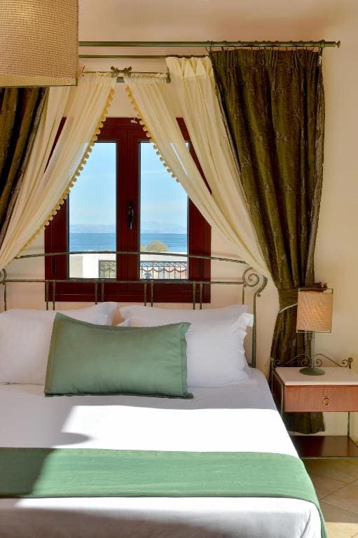 Standard Room with Side Sea View room - Image 1
