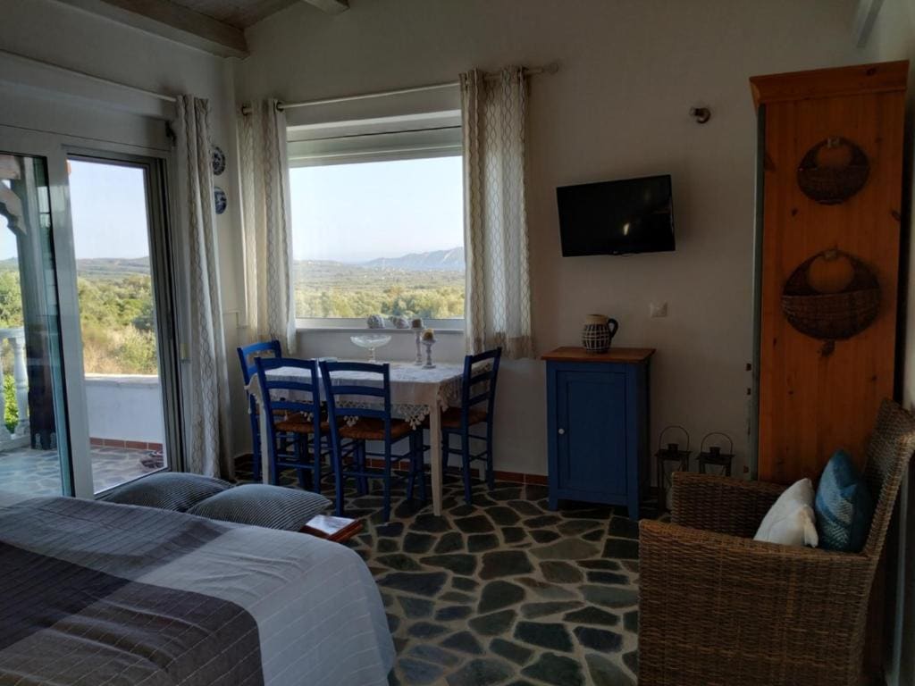 Double Room with Terrace room - Image 2