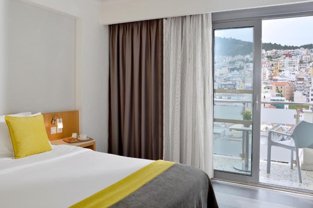 Double or Twin Room with City View room - Image 2