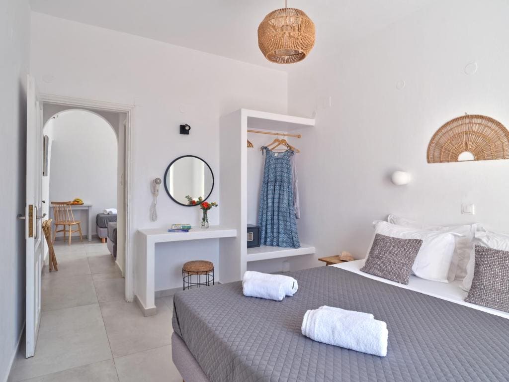 Family Room room - Image 1