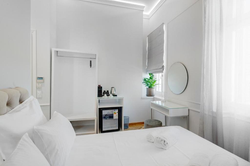 Superior Double Room room - Image 2