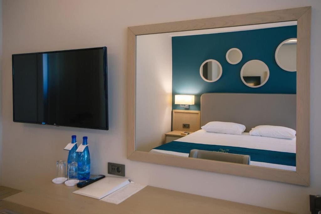 Deluxe Double Room room - Image 2