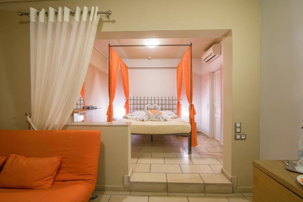 Junior Suite With Private Outdoor Tub room - Image 2