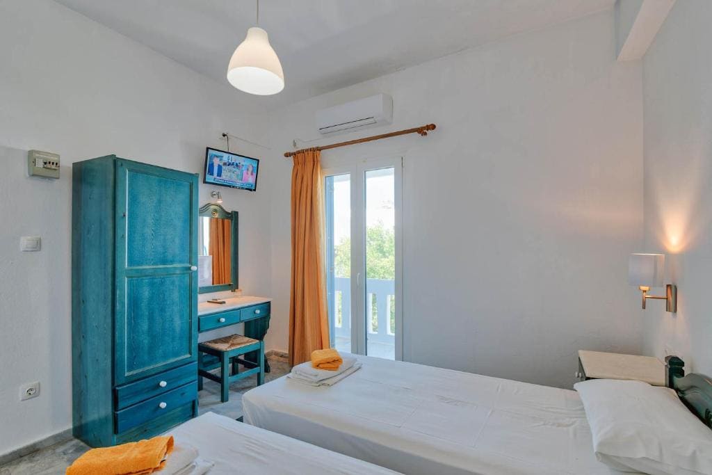 Standard Twin Room room - Image 2