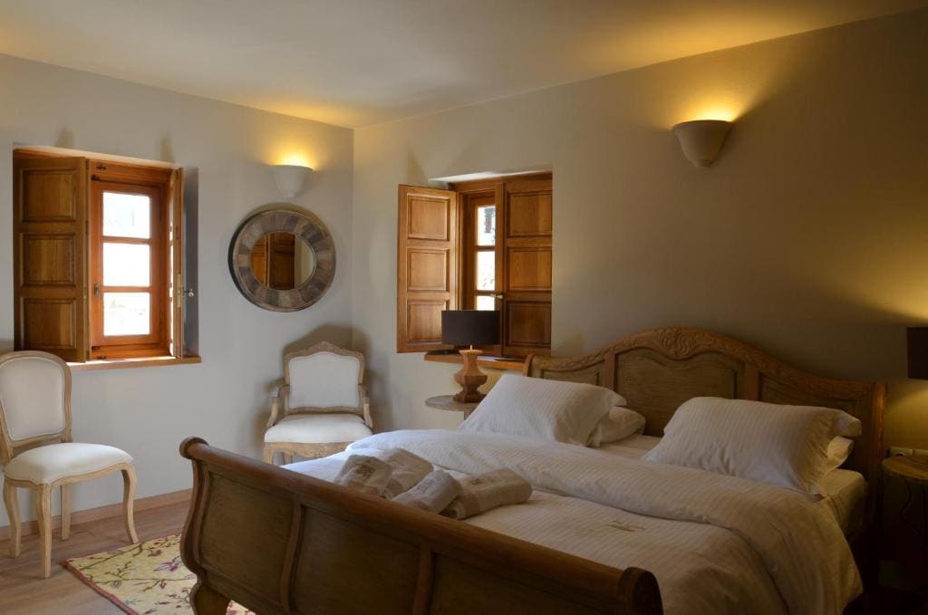 Superior Triple Room room - Image 3