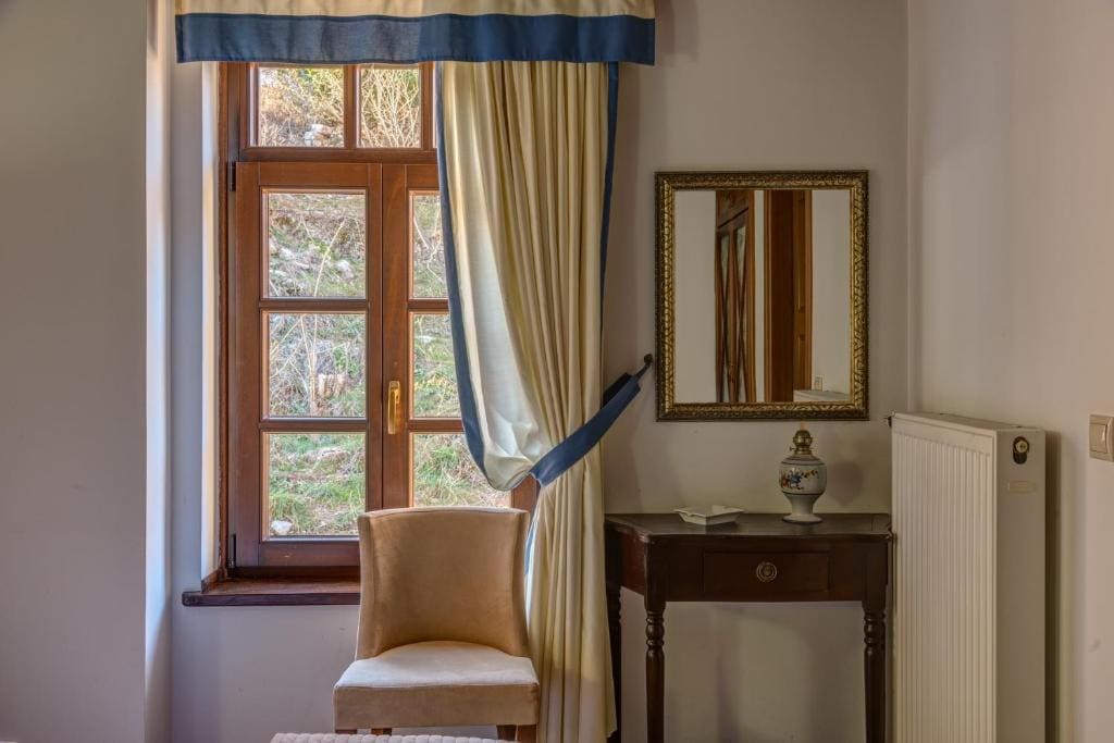 Double Room with Fireplace room - Image 2