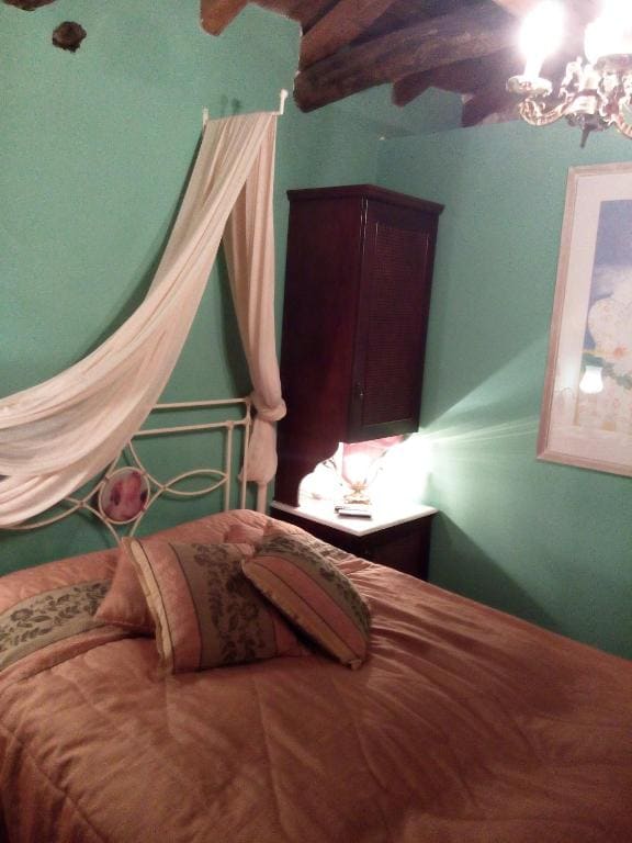 Deluxe Double Room with Fireplace room - Image 3