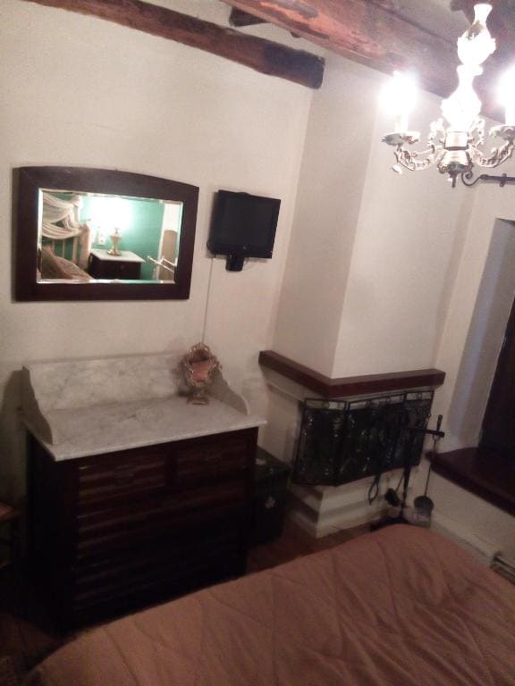 Deluxe Double Room with Fireplace room - Image 1