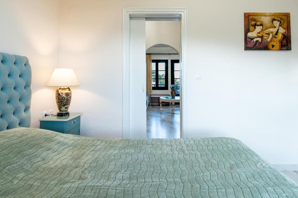 Two Bedroom Garden Collection room - Image 1