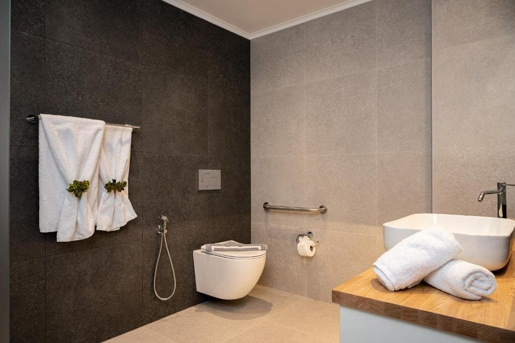 Double or Twin Room - Disability Access room - Image 1