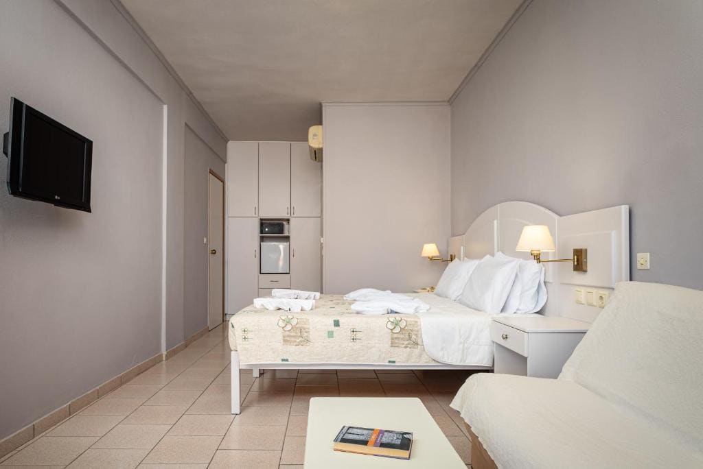 Standard Twin Room room - Image 1