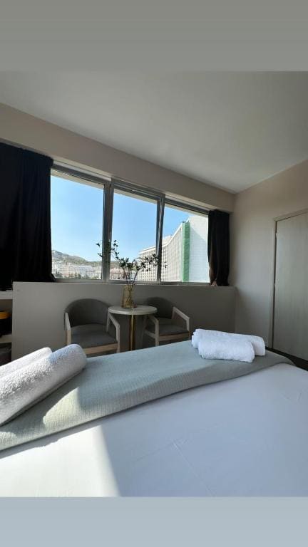 Junior Suite with Mountain View room - Image 1