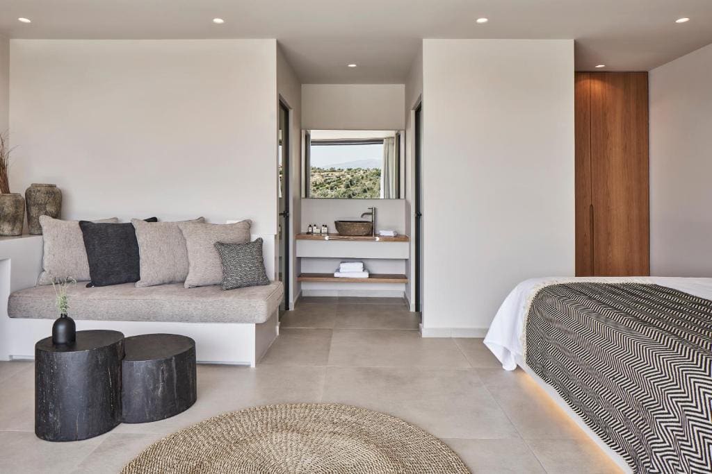 Rock Star Unobstructed Sea View Suite - Private Pool room - Image 1