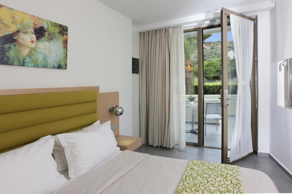 Standard Double Room room - Image 2
