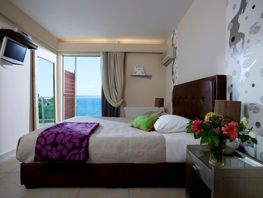 Superior Double Room room - Image 2