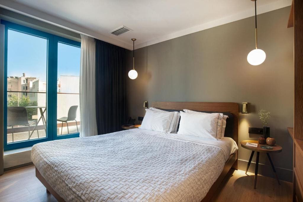 Spacious Room - Balcony room - Image 1