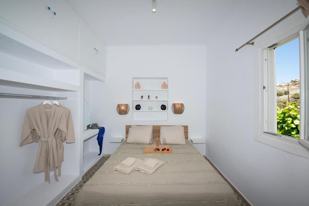 Double Room with Patio room - Image 1