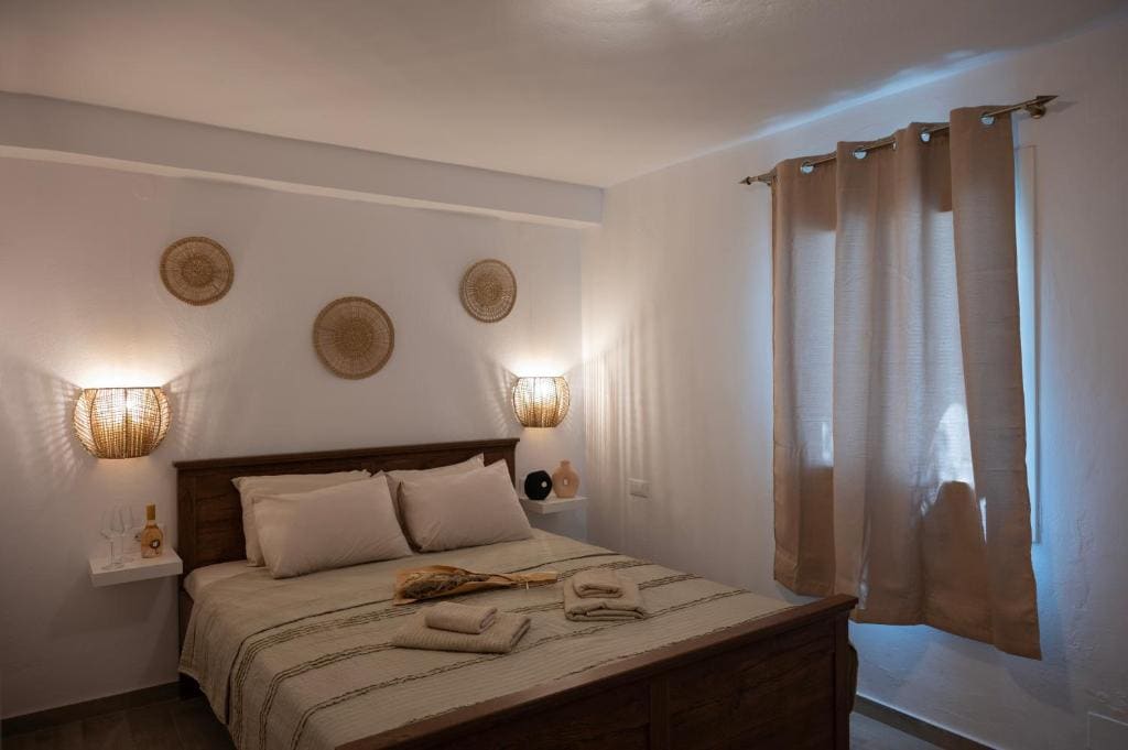 Double Room with Patio room - Image 3