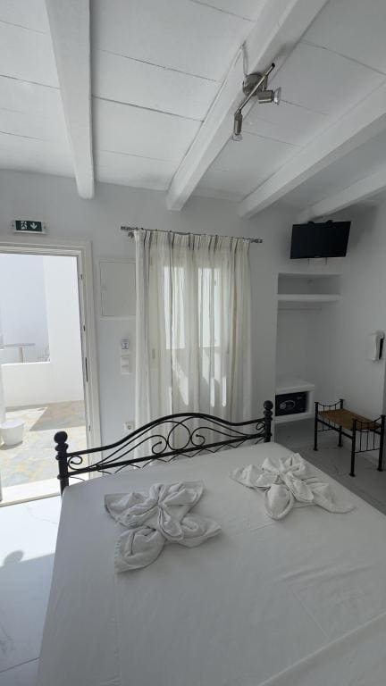 Budget Double Room room - Image 2
