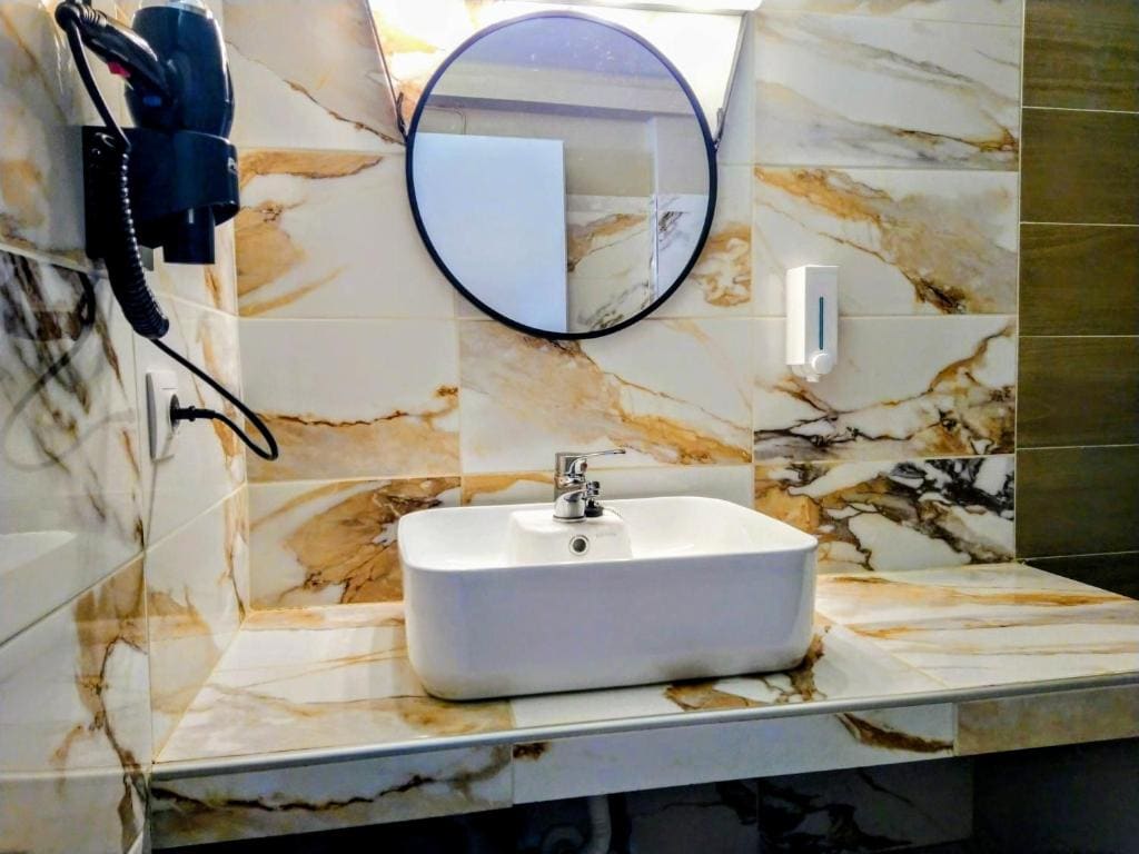 Twin Room room - Image 3
