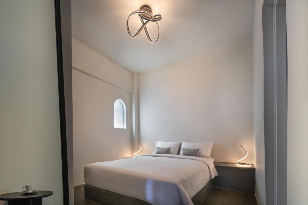 Double Room Partial Sea View room - Image 1