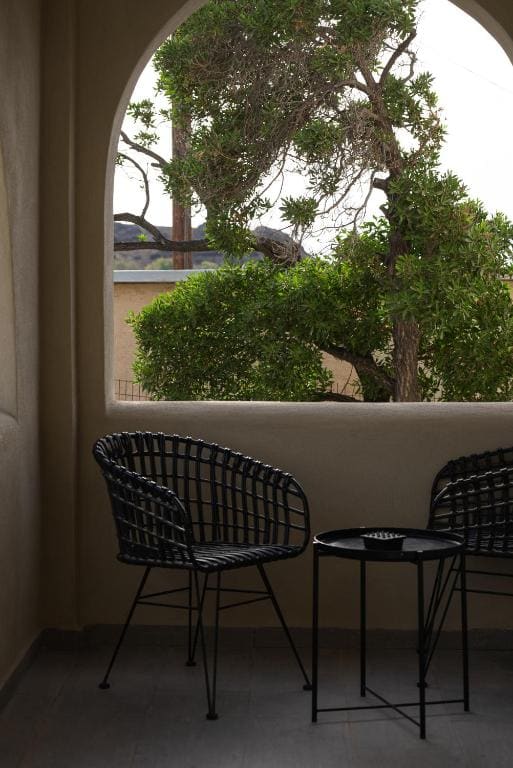 Double Room with Garden View room - Image 2