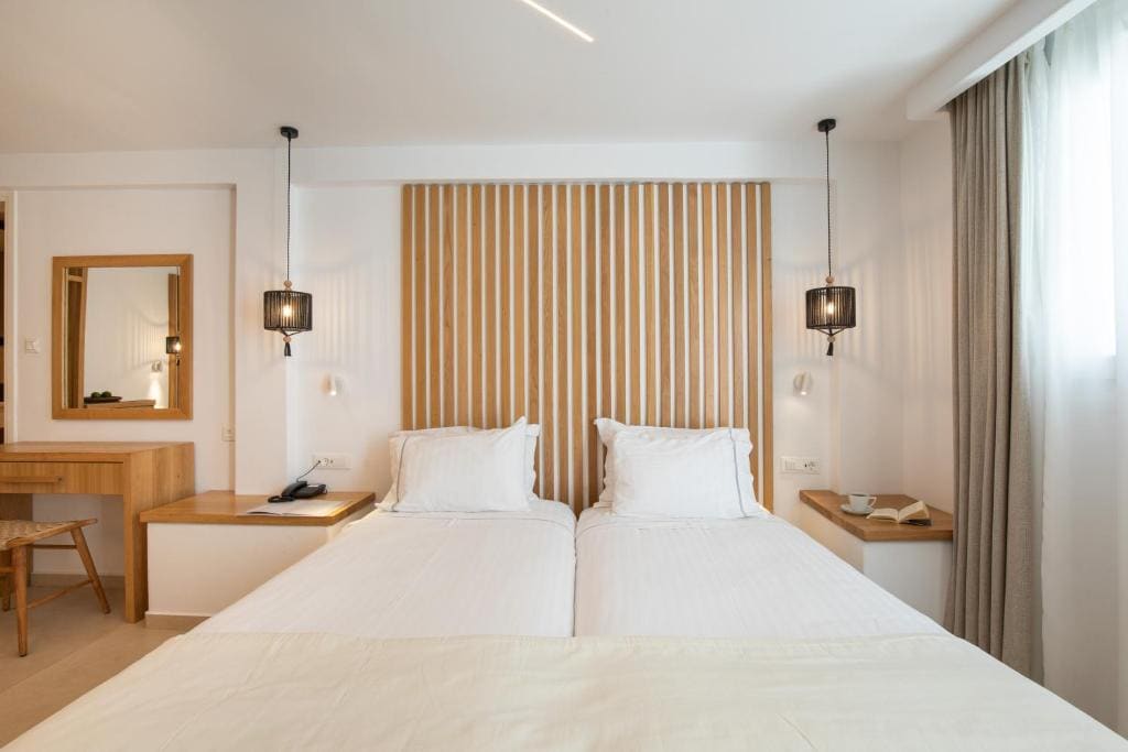 Standard Triple Room room - Image 3