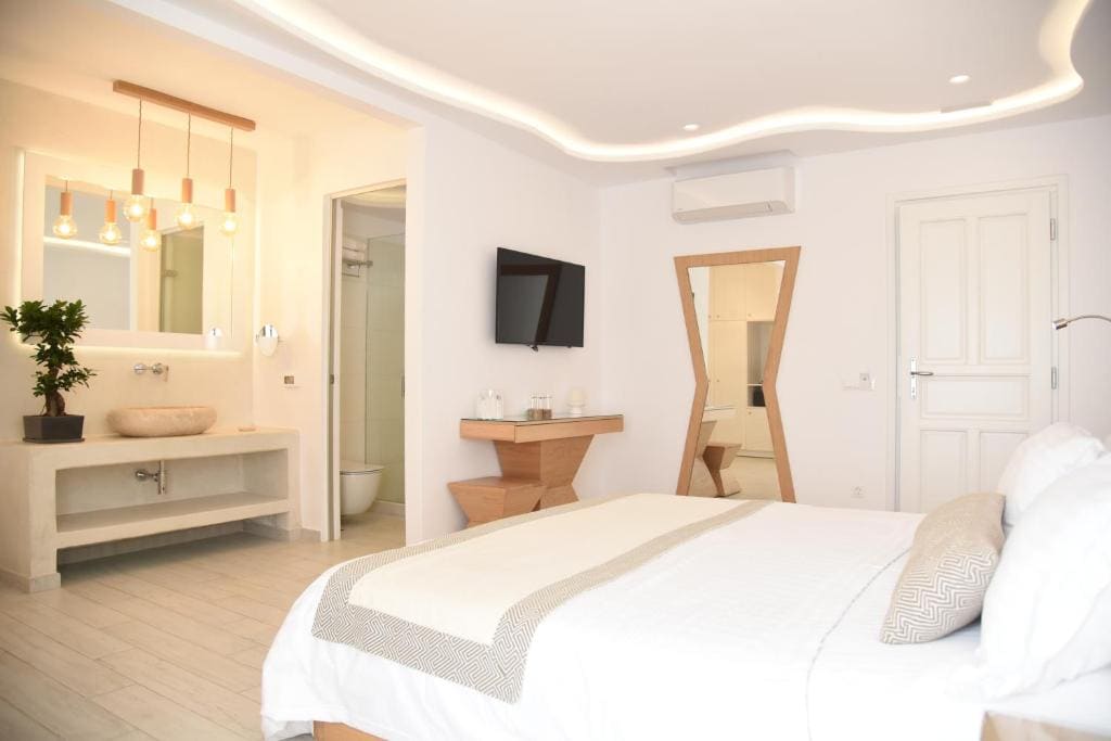 Superior Double Room room - Image 2