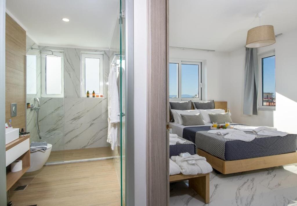 Quadruple Room room - Image 2