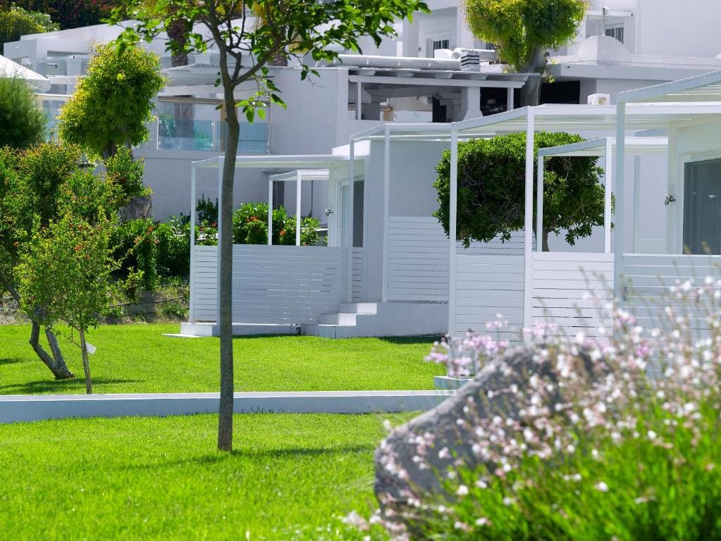 Bungalow with Garden View room - Image 1