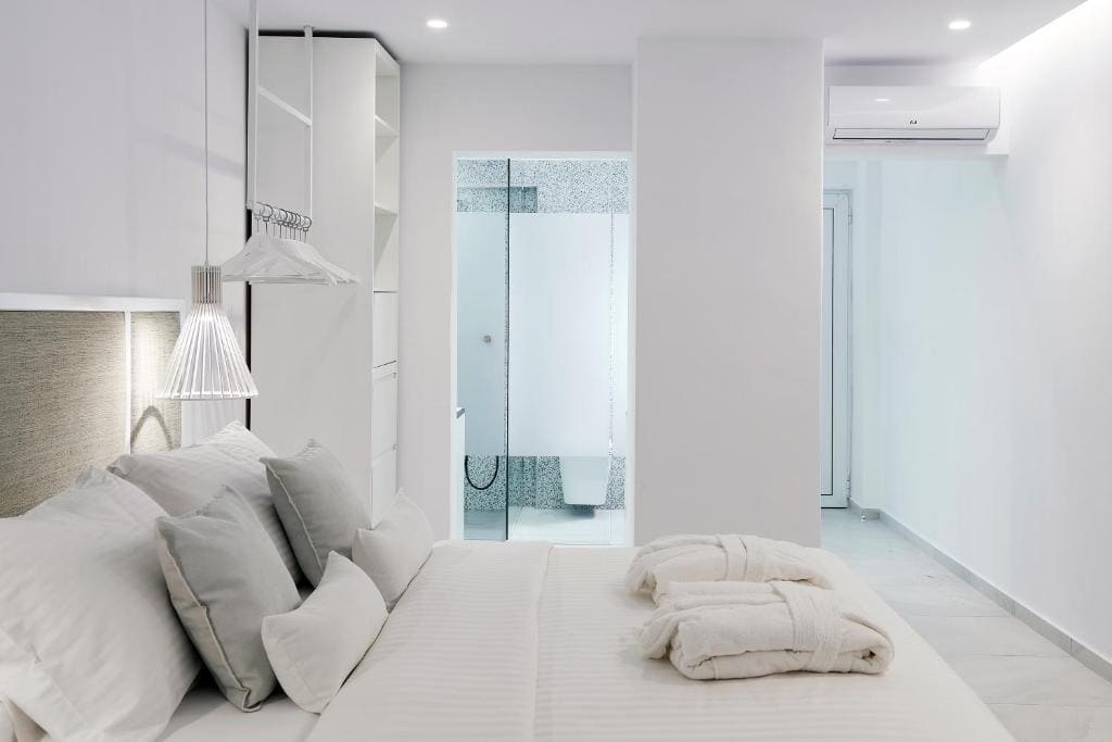 Two-Bedroom Suite room - Image 2