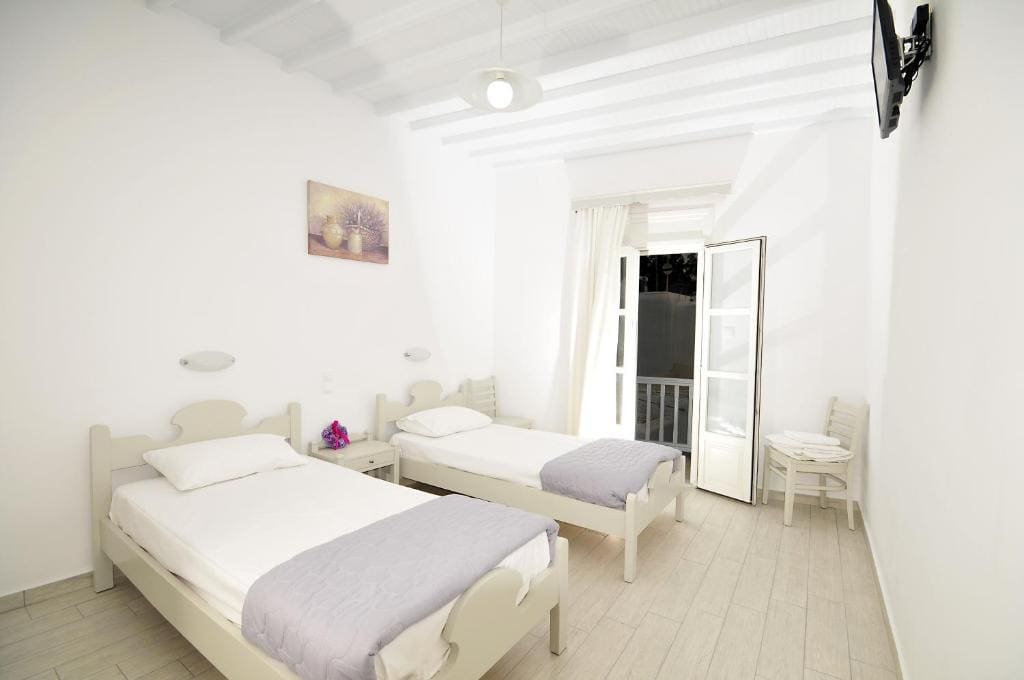 Double or Twin Room room - Image 3
