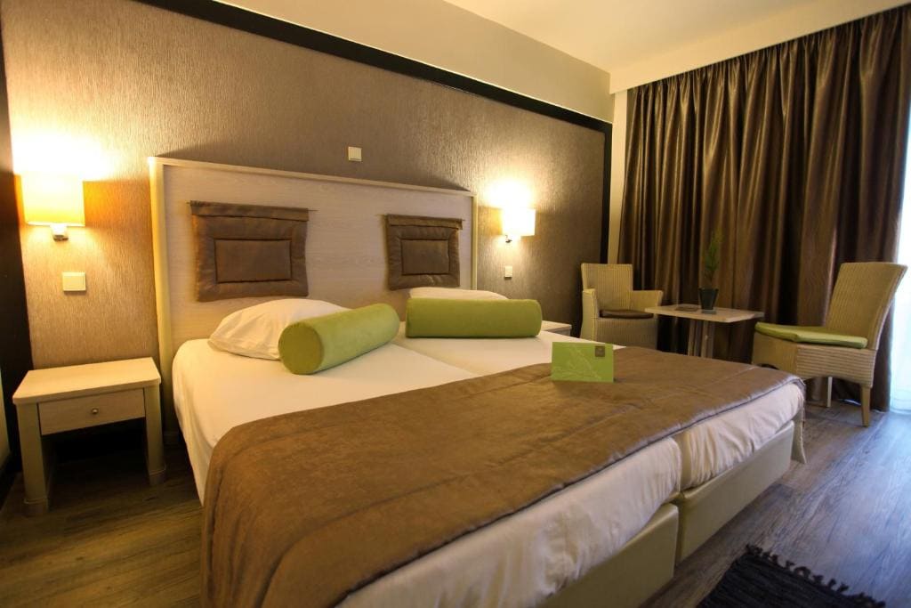 Classic Double Room with Land View room - Image 1