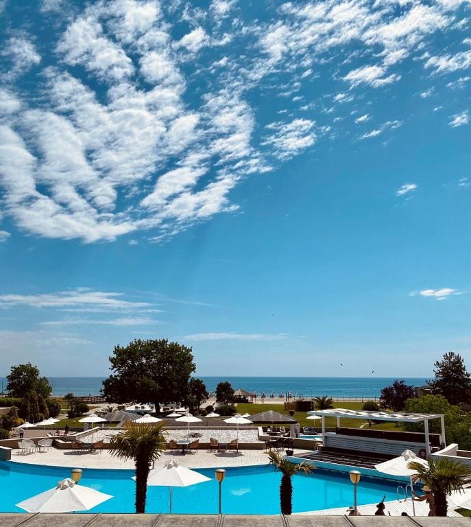 Classic Double Room with Sea/Pool View room - Image 1