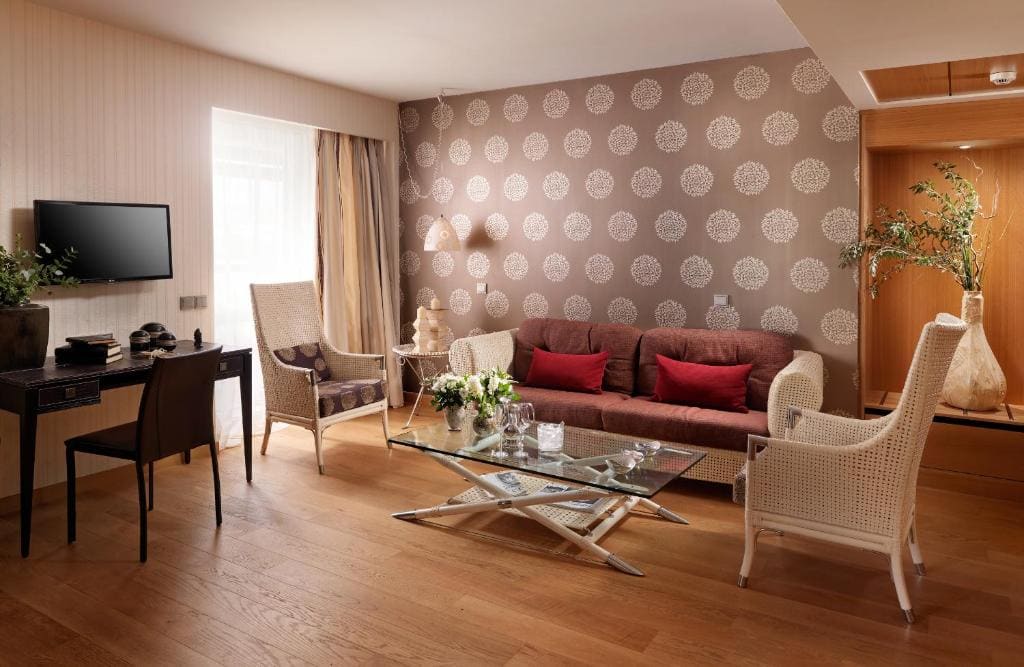 Suite room - Image 3