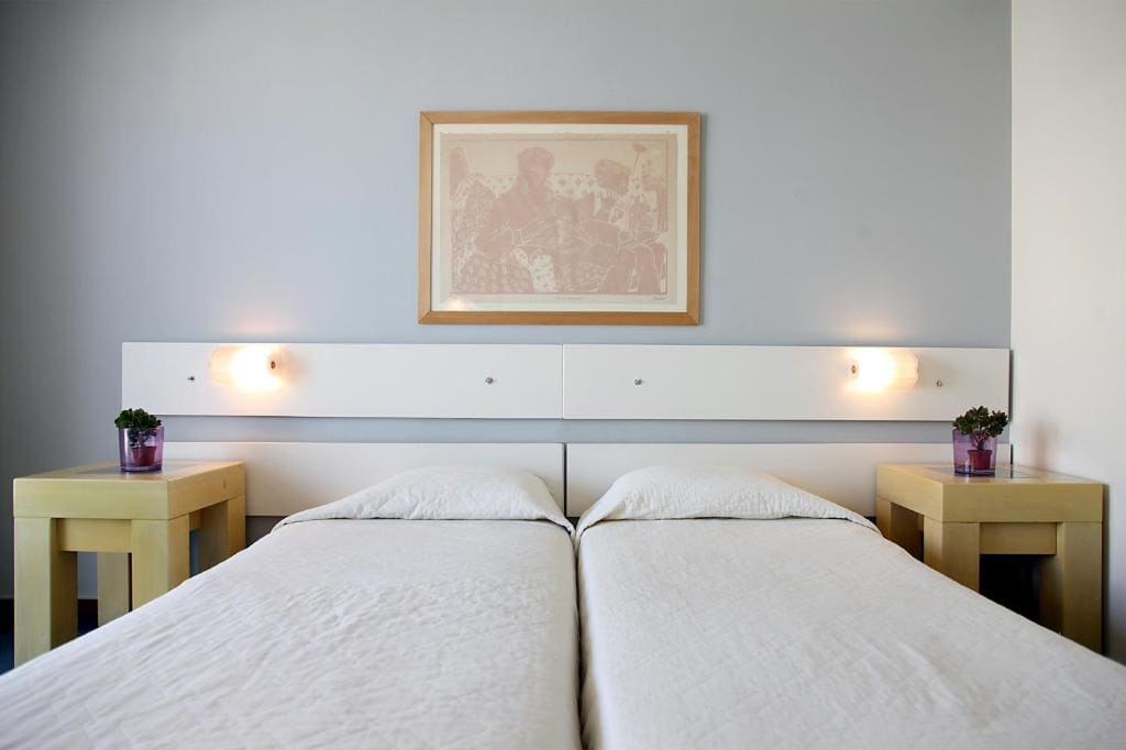 Comfort Twin Room - Non-Smoking room - Image 2