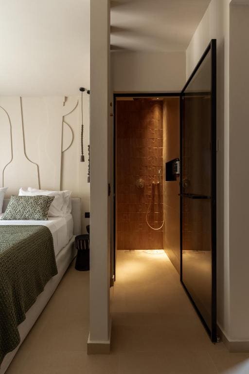 Standard Double or Twin Room with Garden View room - Image 2