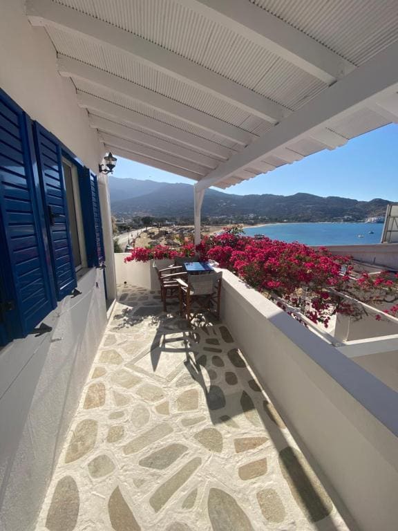 Triple Room with Sea View room - Image 1