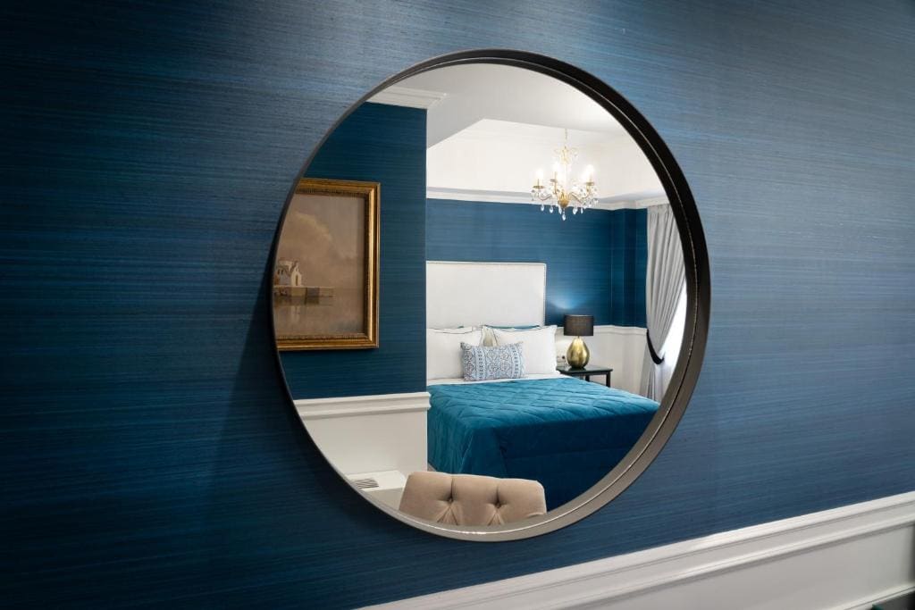 Deluxe Room room - Image 3