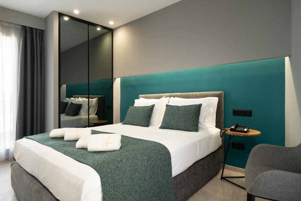King Suite with Balcony & Acropolis View room - Image 2
